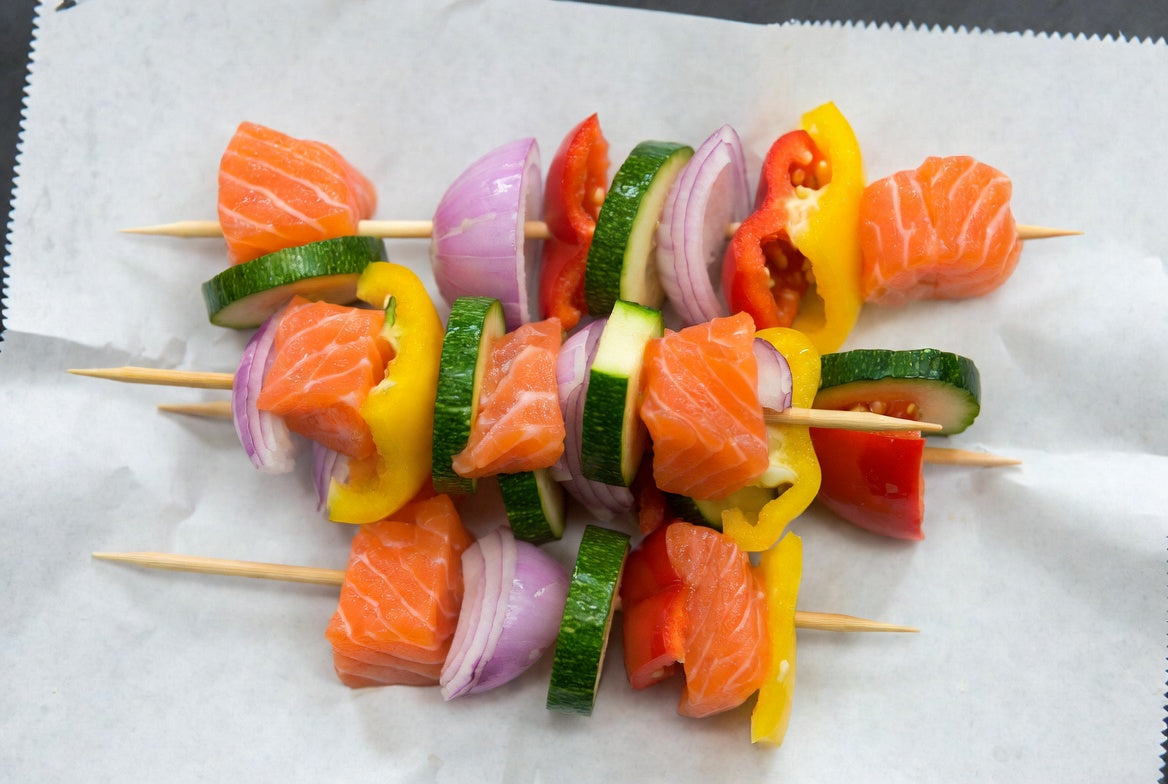Spiedino di salmone fresco